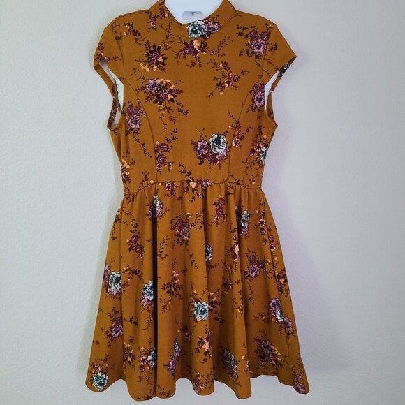 Rewind Dresses & Skirts - Rewind women's Mustard Floral Dress Size XS